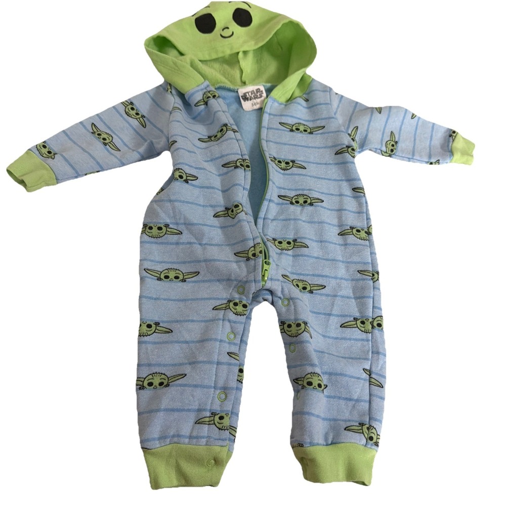 Euc STAR WARS Baby Boys Baby Yoda 6-9 Months Infant Long Sleeve Fleece Hooded